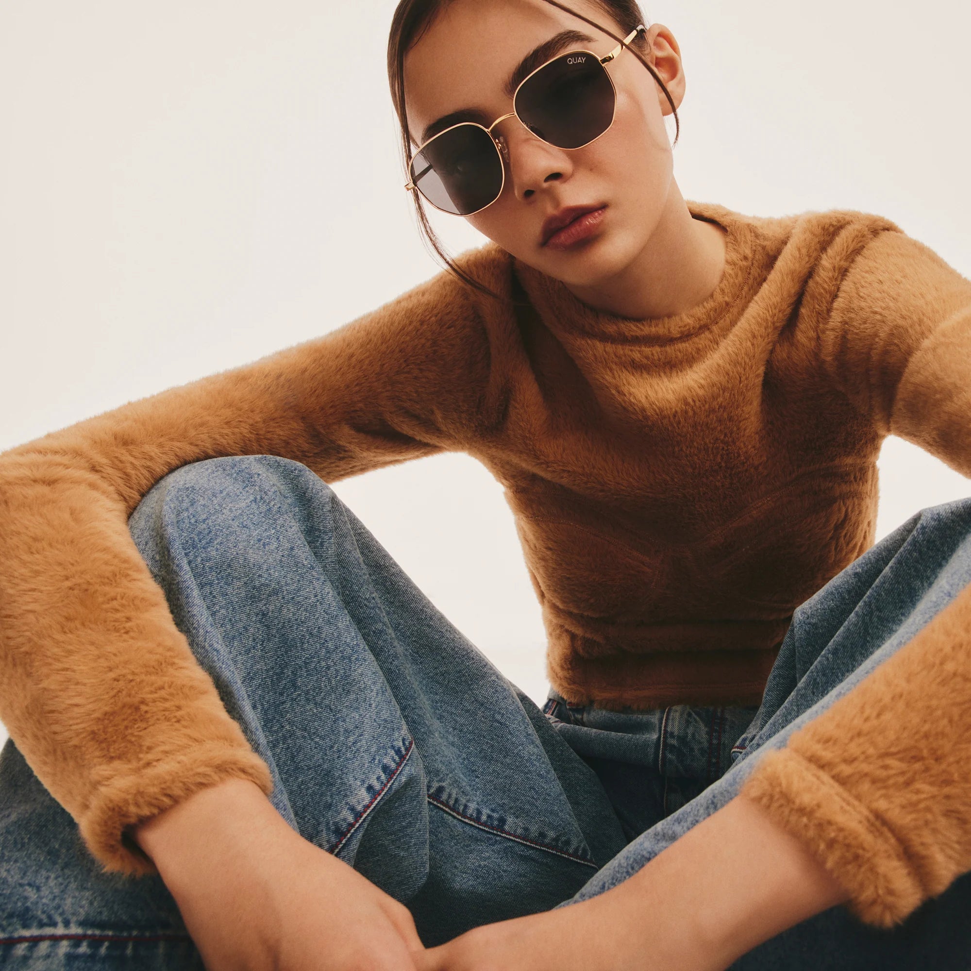 QUAY Big Time in Gold and Smoke QUAY