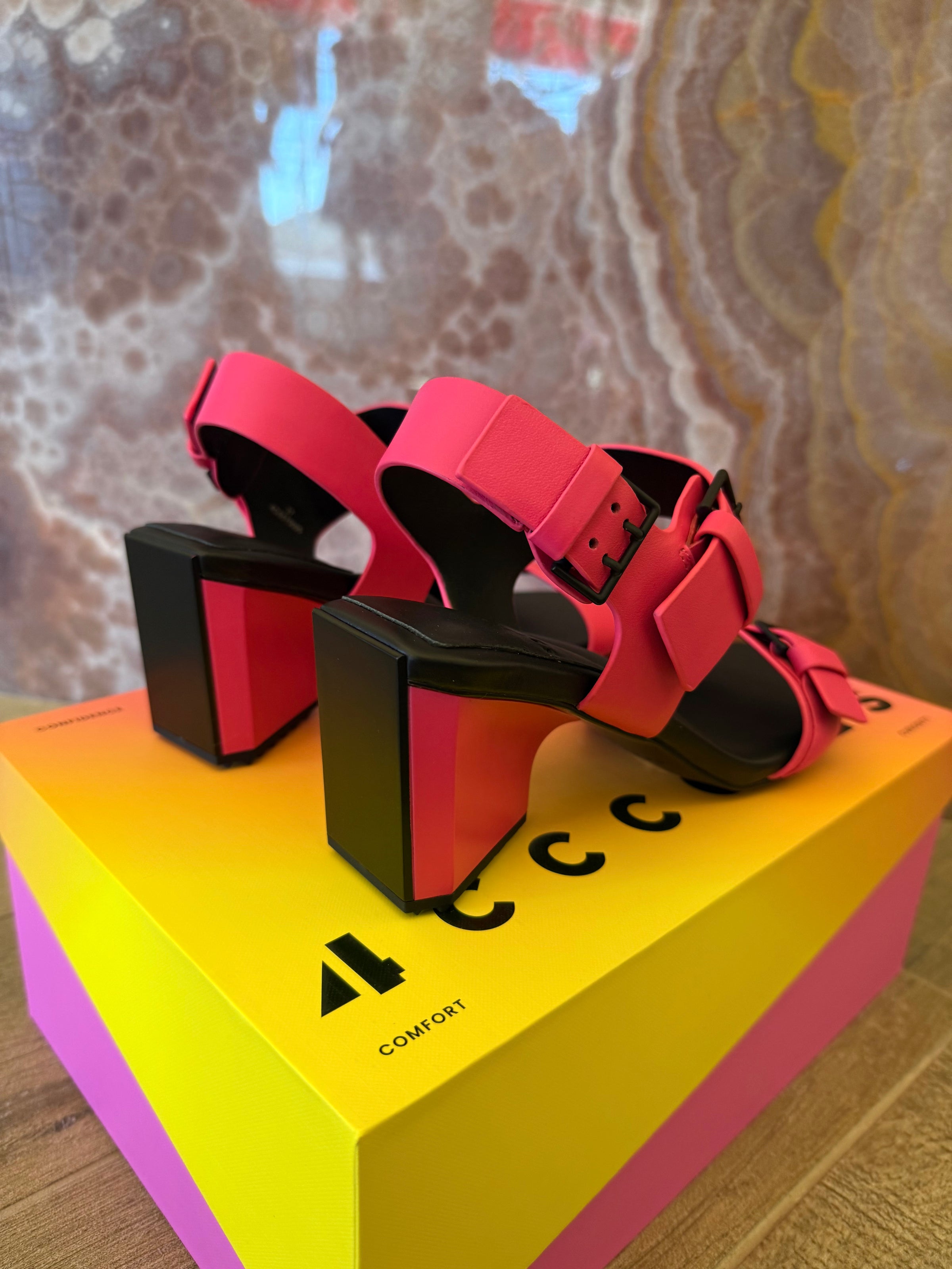4CCCCEES Mirror Senary Sandal in Fuchsia 4CCCCEES