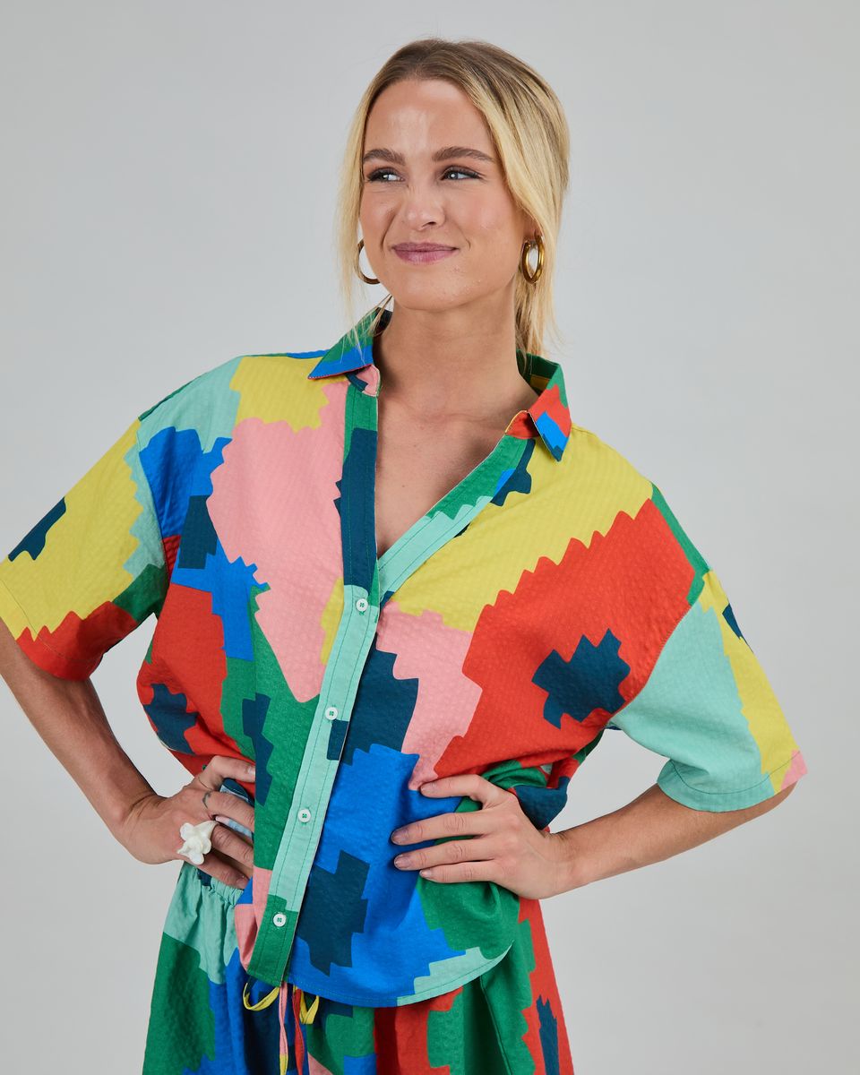 BRAVA Maxi Flower Cropped Blouse