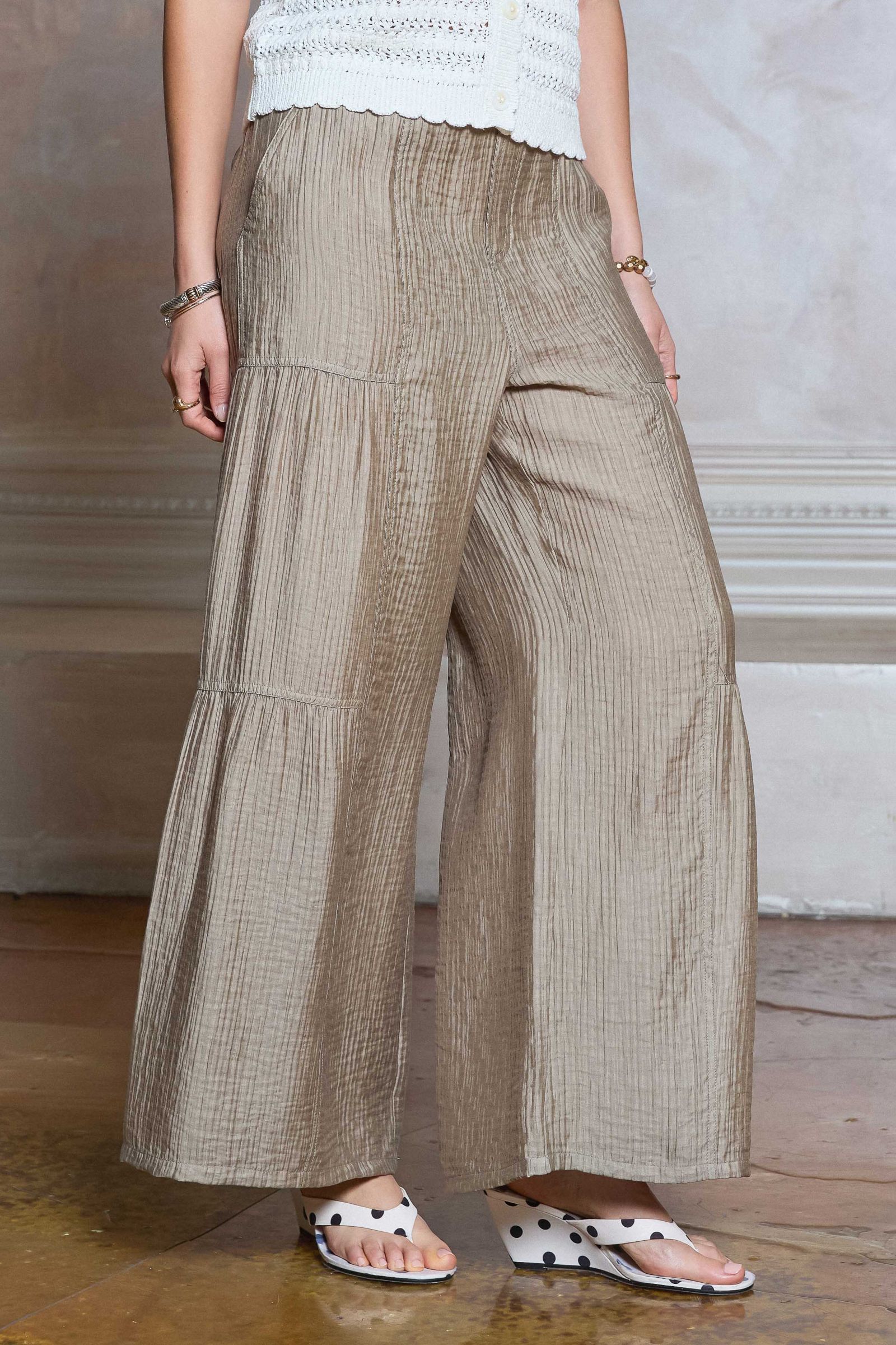 CA Wide Leg Pants-Dusty Sand