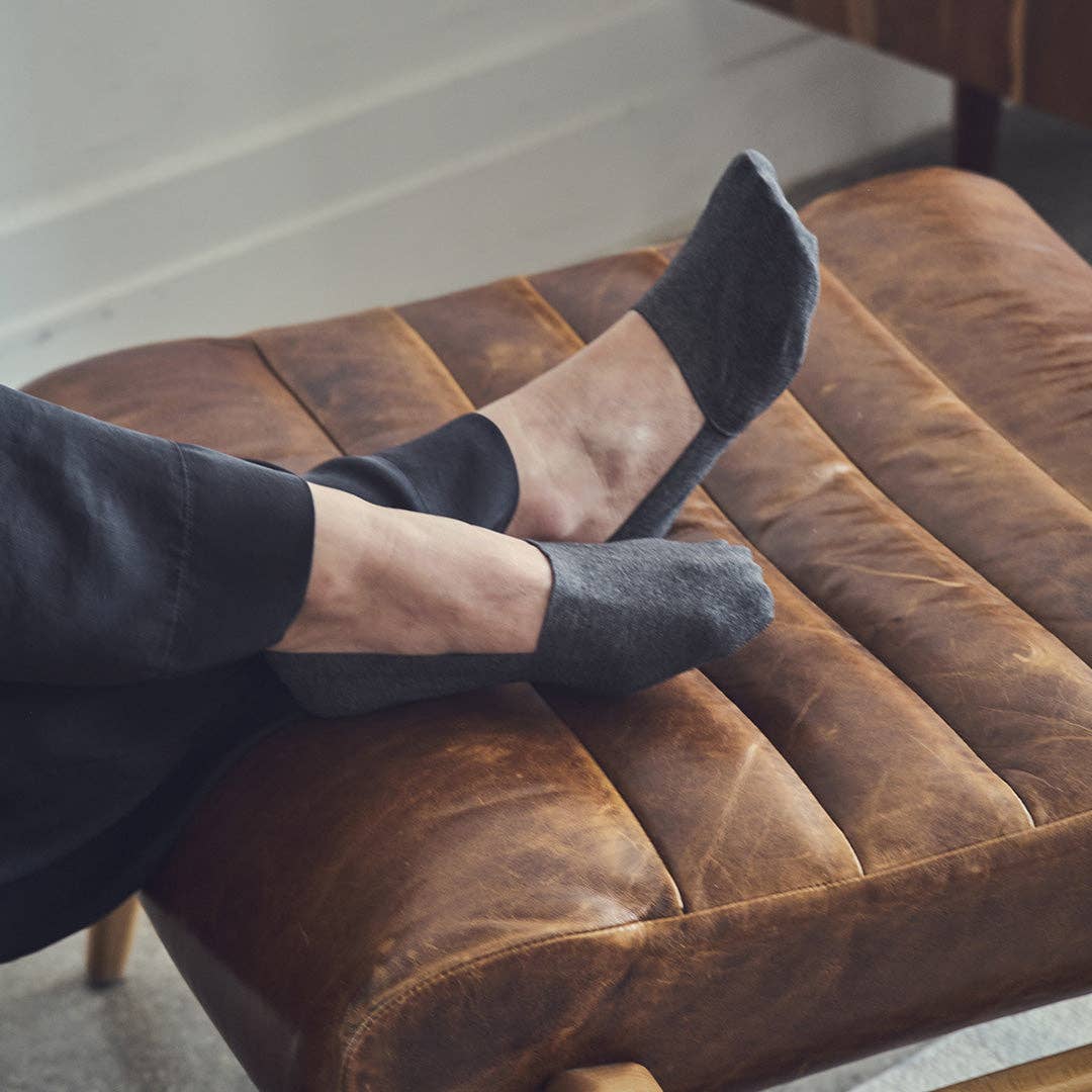 CLOUD Premium Organic Terry No Show Socks: L / Organic Black Cloud