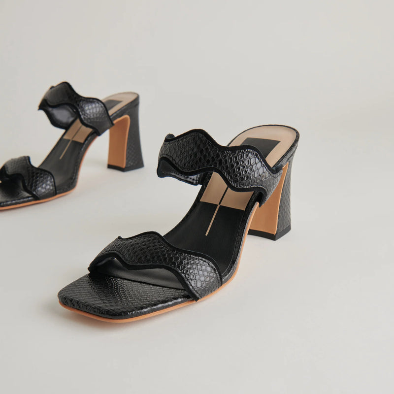 Ilva Sandals in Onyx DOLCE VITA
