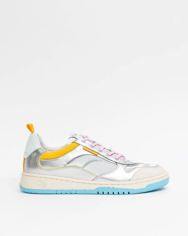 Oncept Porto Sneaker in Silver Flash Oncept