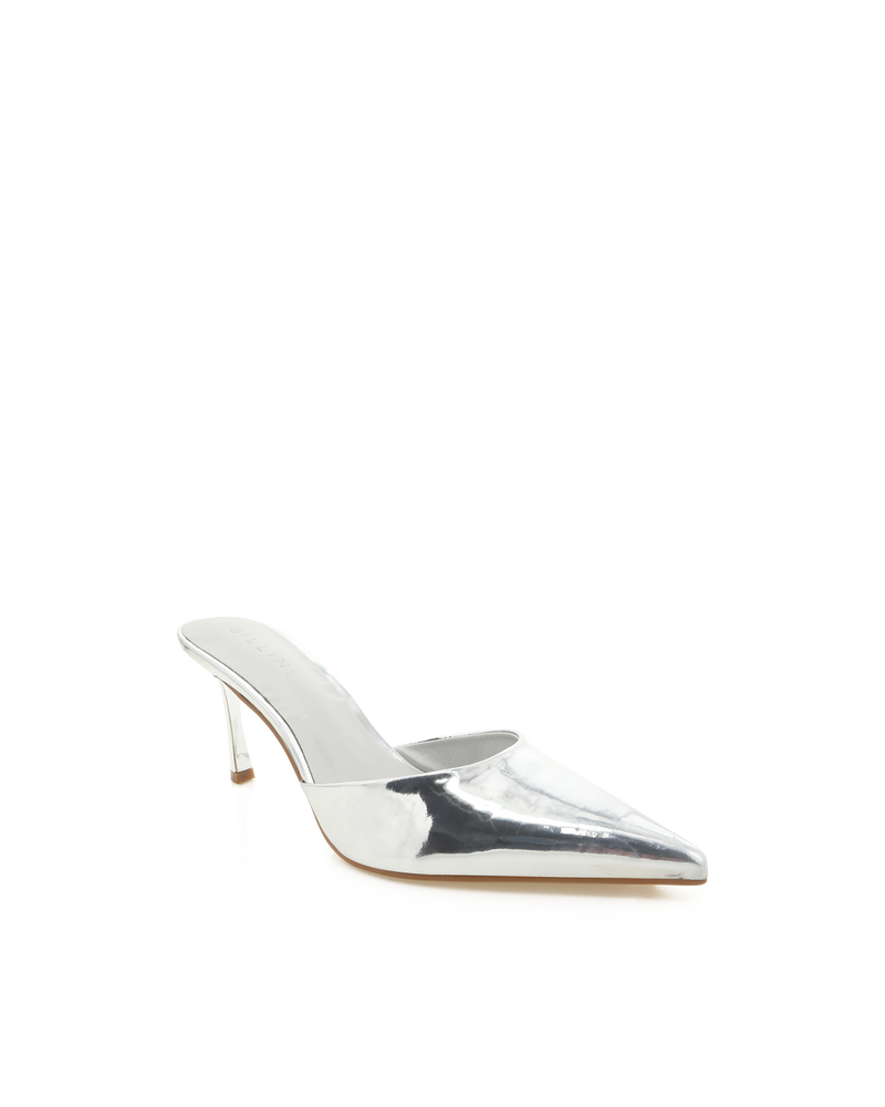 Xayden Pump in Silver