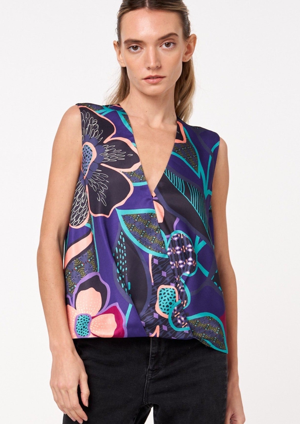 Kristi Floral Print Surplice Top Ciebon