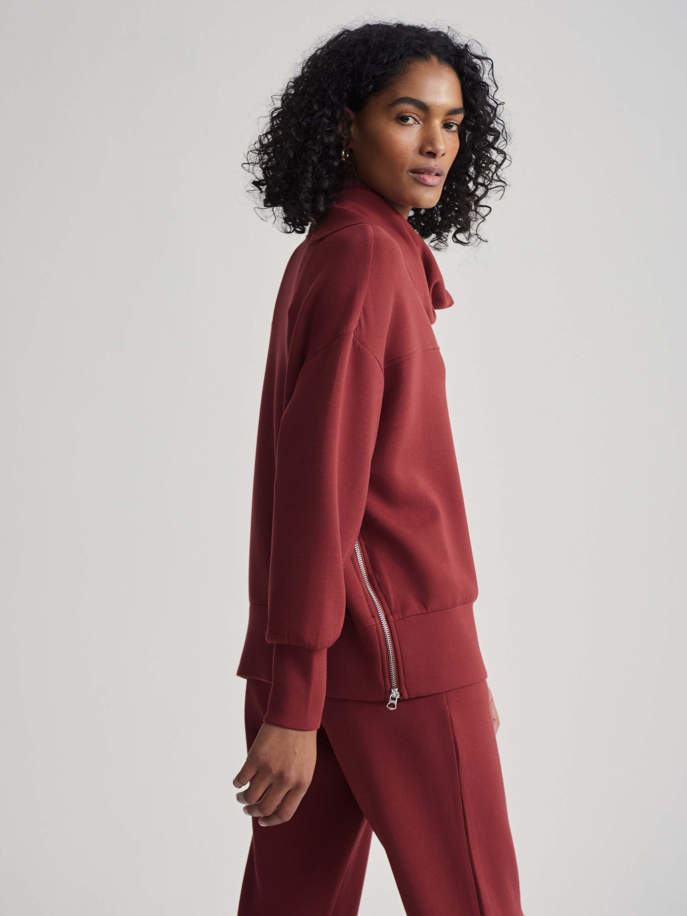 Varley Priya Longline Sweatshirt in Russett Brown Varley