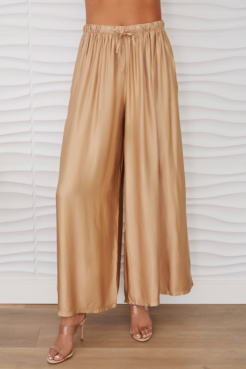 MILIO MILANO Silky Wide Leg Pant in Camel Milio Milano
