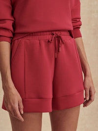 VARLEY Atrium Shorts 4.5 in Raspberry